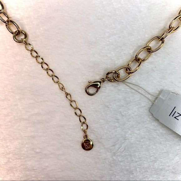 Liz Claibourne Signed Gold Tone Locket Charm Collar Necklace - Picture 11 of 13
